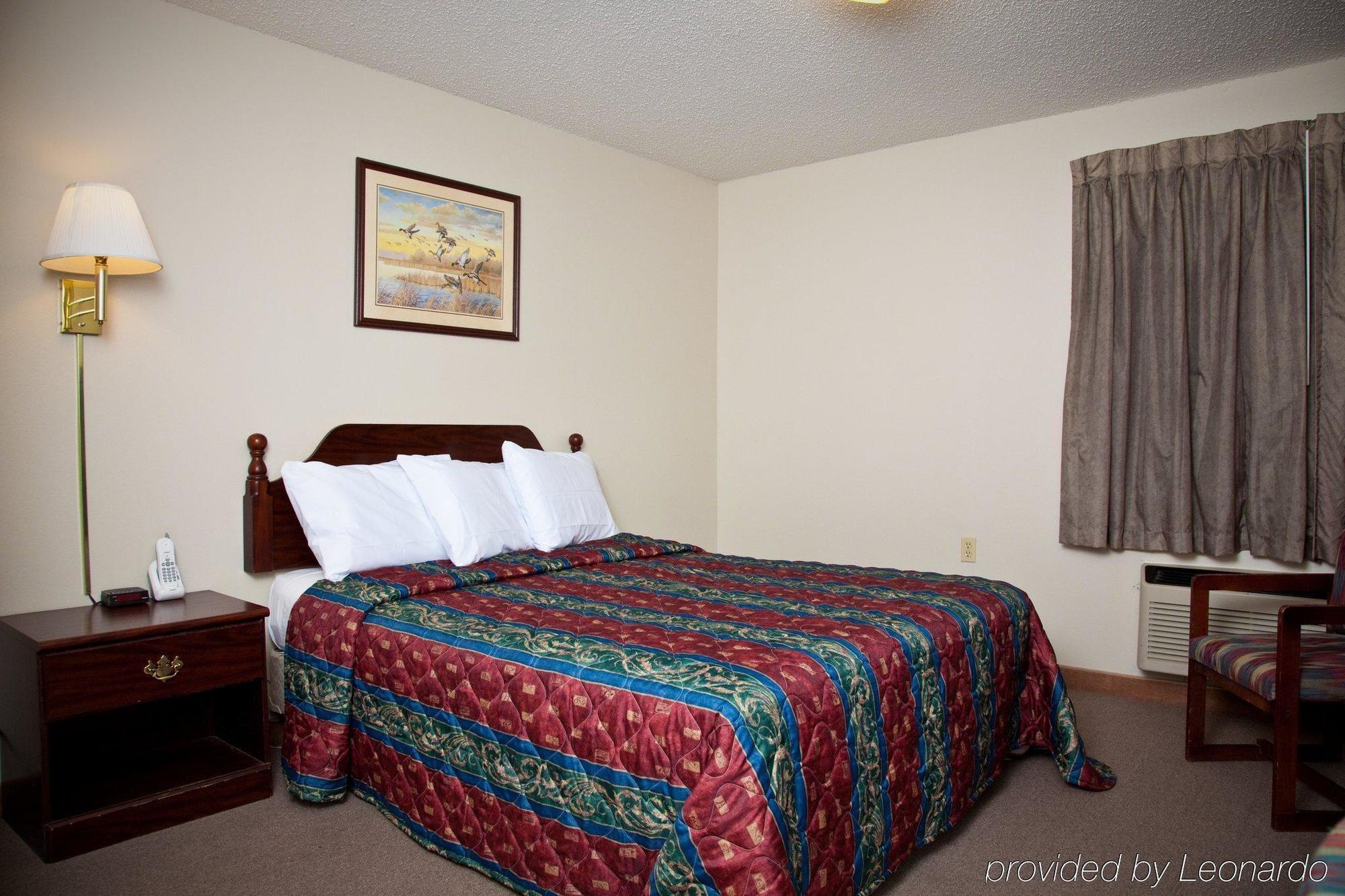 Holiday Lodge Pittsburg Rum bild